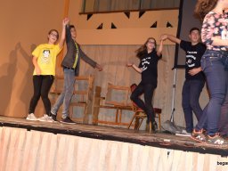 Gólyanap - gólyabál a kilencedikeseknél