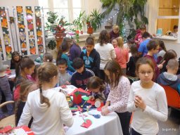 Karácsonyi játszóház