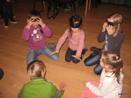 "Mert együtt kerek a világ"