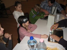 "Mert együtt kerek a világ"