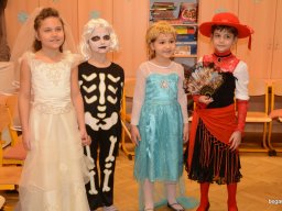 Farsang az alsó tagozaton