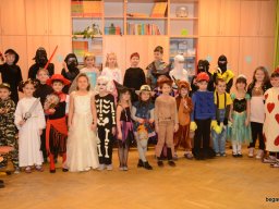 Farsang az alsó tagozaton