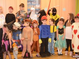 Farsang az alsó tagozaton