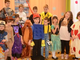 Farsang az alsó tagozaton