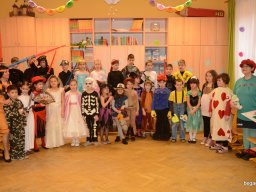 Farsang az alsó tagozaton