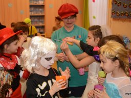 Farsang az alsó tagozaton