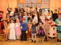 Farsang az alsó tagozaton