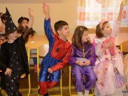 Farsang az alsó tagozaton