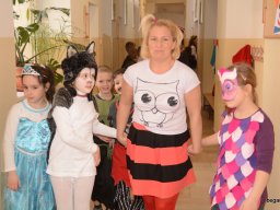 Farsang az alsó tagozaton