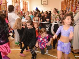 Farsang az alsó tagozaton