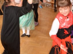 Farsang az alsó tagozaton