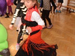 Farsang az alsó tagozaton