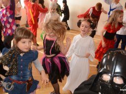 Farsang az alsó tagozaton