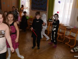 Farsang az alsó tagozaton