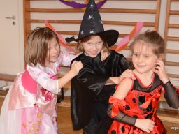 Farsang az alsó tagozaton