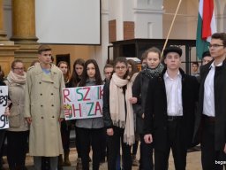 Megemlékezés az 1956-os forradalomról  a gimnáziumban