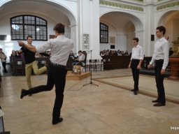 Megemlékezés az 1956-os forradalomról  a gimnáziumban