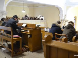 KARÁCSONY a gimnazistáknak 