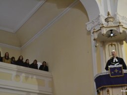 KARÁCSONY a gimnazistáknak 