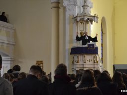 KARÁCSONY a gimnazistáknak 