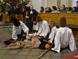 KARÁCSONY a gimnazistáknak 