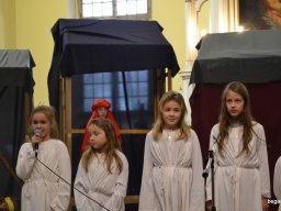 KARÁCSONY a gimnazistáknak 