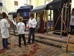 KARÁCSONY a gimnazistáknak 