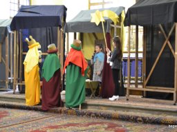 KARÁCSONY a gimnazistáknak 