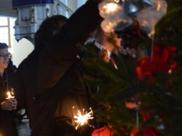 KARÁCSONY a gimnazistáknak 