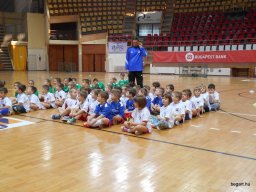 Focikupán  a Meserétesek