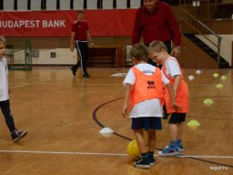 Focikupán  a Meserétesek