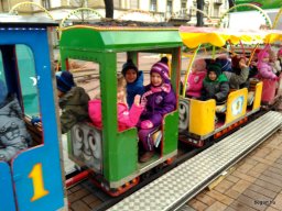 ZENEISKOLA ÉS VONATOZÁS