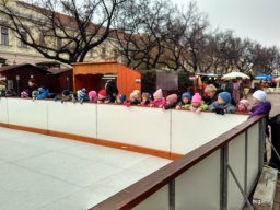 ZENEISKOLA ÉS VONATOZÁS