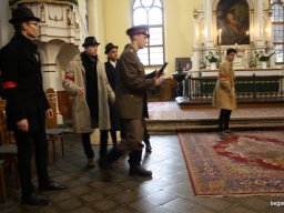 Bocsásd meg vétkeinket...