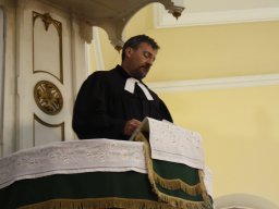 Bocsásd meg vétkeinket...