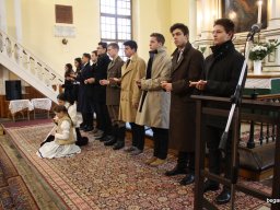 Bocsásd meg vétkeinket...