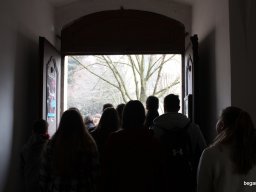 Bocsásd meg vétkeinket...