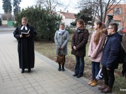 Bocsásd meg vétkeinket...