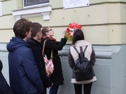 Bocsásd meg vétkeinket...