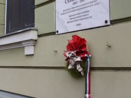 Bocsásd meg vétkeinket...