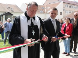 Sportcsarnok avatás