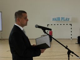 Sportcsarnok avatás