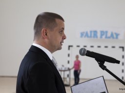 Sportcsarnok avatás