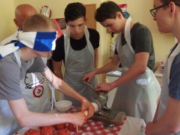 Egy nap a Kolbászklubban a 11. A-val