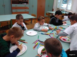 Október a Csodavár csoportban