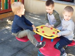 Kiscsoportosok a Meseréten