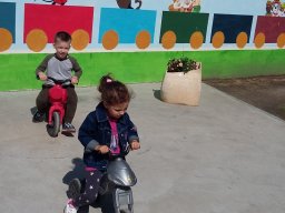 Kiscsoportosok a Meseréten