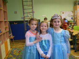 Világjárók farsangja