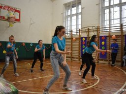 Világjárók farsangja