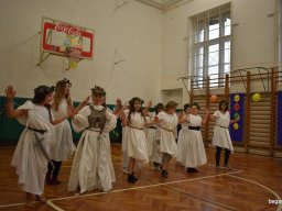 Világjárók farsangja